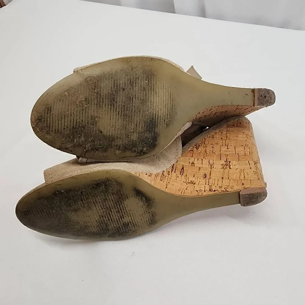 Nine West Size 8.5 Payton Suede Tan Leather Wedge Slingback Sandal Heels O